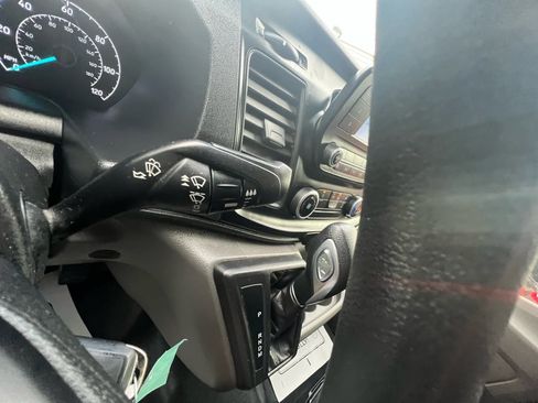 Used 2023 Ford Transit 250 Medium Roof AWD image 27