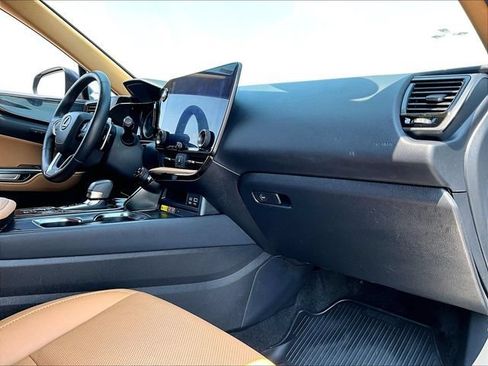 Used 2023 Lexus NX 350 AWD image 14