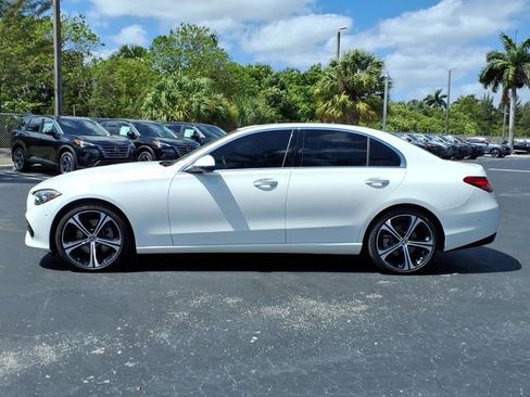 Used 2023 Mercedes-Benz C 300 Sedan image 4