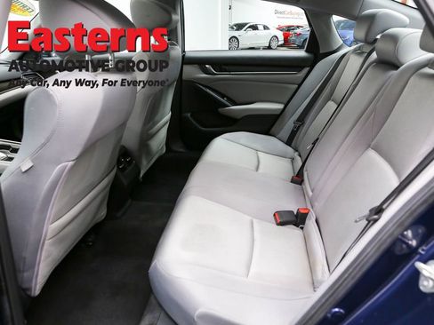 Used 2020 Honda Accord EX image 21
