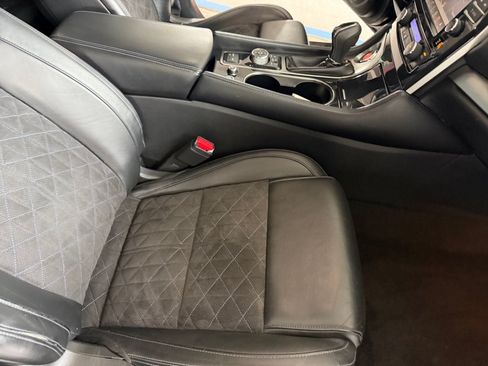 Used 2016 Nissan Maxima SR FWD image 24