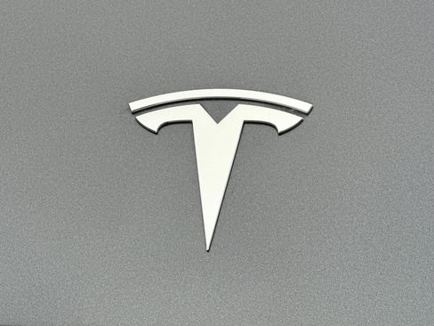 Used 2025 Tesla Model 3 image 26