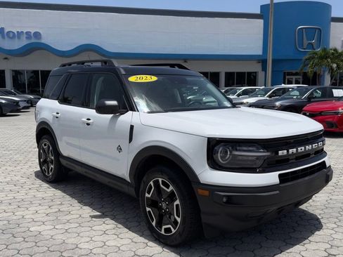 Used 2023 Ford Bronco Sport Outer Banks w/ Tech Package AWD/4WD image 14