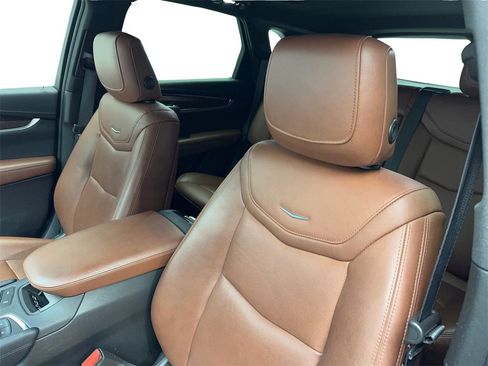Used 2021 Cadillac XT5 Premium Luxury image 27