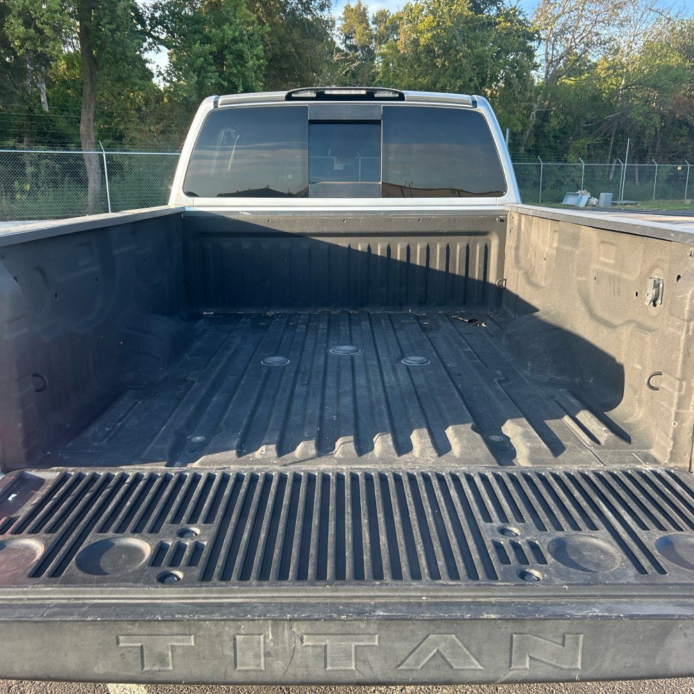 Used 2019 Nissan Titan PRO-4X AWD/4WD image 9