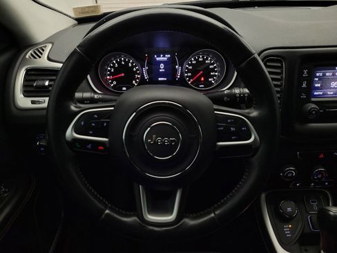 Used 2018 Jeep Compass Latitude w/ Safe & Security Group image 22