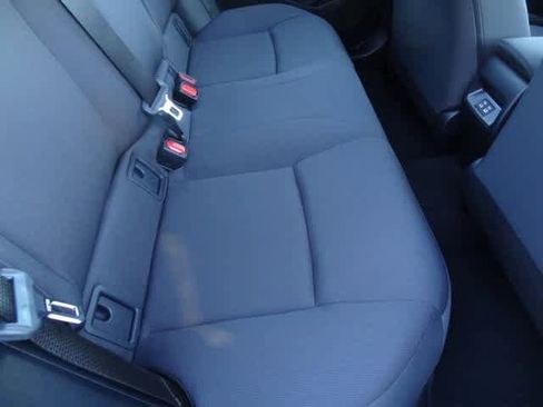 Used 2025 Toyota Corolla LE image 9