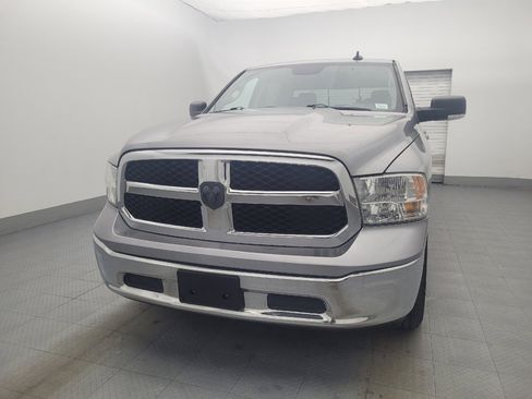 Used 2020 RAM 1500 Classic SLT w/ Luxury Group image 15