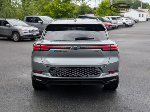 New 2025 Chevrolet Equinox EV RS image 10