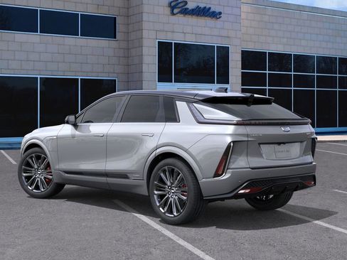 New 2026 Cadillac Lyriq V AWD/4WD image 4