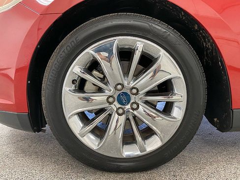 Used 2011 Ford Taurus Limited w/ 303A Rapid Spec Order Code image 23