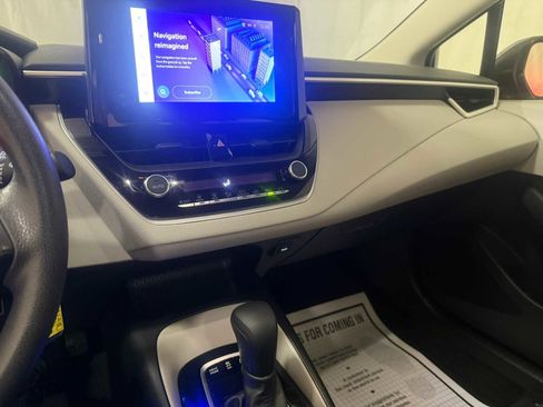 Certified 2024 Toyota Corolla LE image 35