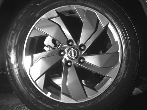 Used 2025 Nissan Rogue SV image 15