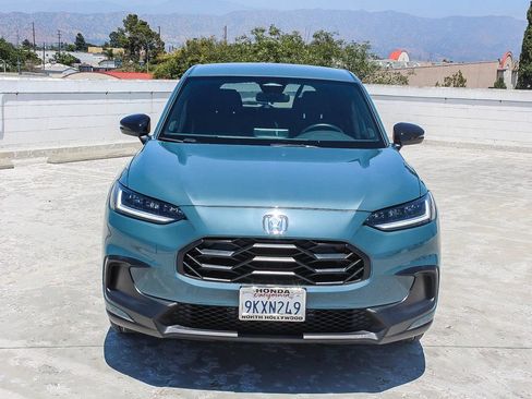 Certified 2024 Honda HR-V Sport image 2