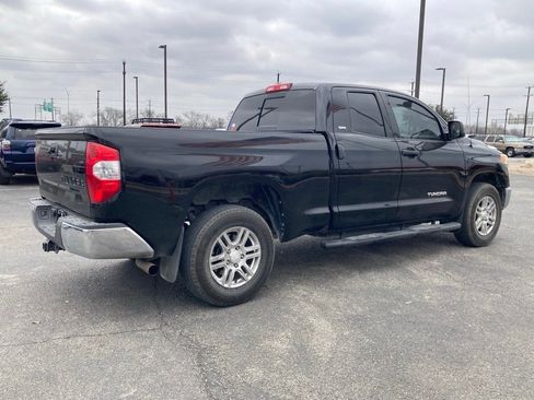Used 2015 Toyota Tundra SR5 w/ Tow Package image 4