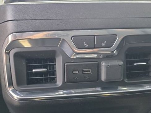 Used 2023 GMC Sierra 3500 AT4 w/ Gooseneck/5TH Wheel Package image 13