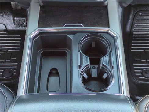 Certified 2022 Ford F250 Lariat image 19