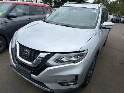 Used 2018 Nissan Rogue SL w/ Premium Package image 1