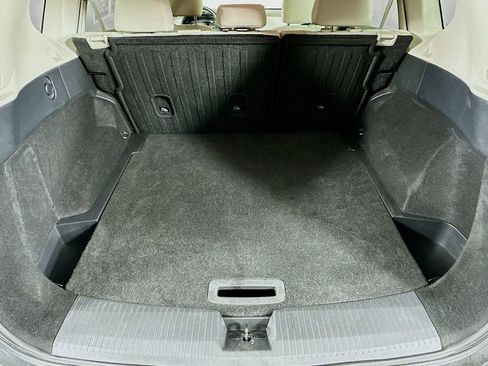 Certified 2021 Nissan Rogue SV image 31