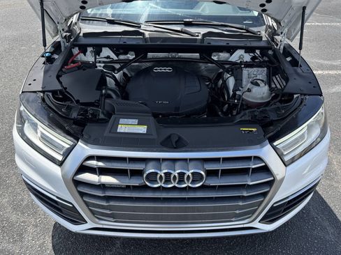 Used 2018 Audi Q5 2.0T Premium AWD/4WD image 21