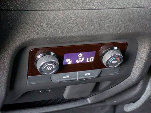 Used 2026 Chevrolet Traverse Z71 w/ Enhanced Driving Package image 18