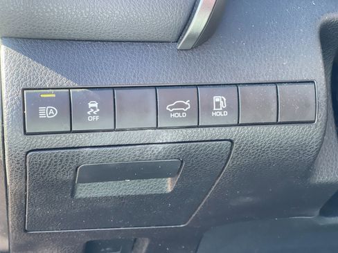 Used 2023 Toyota Camry SE image 28