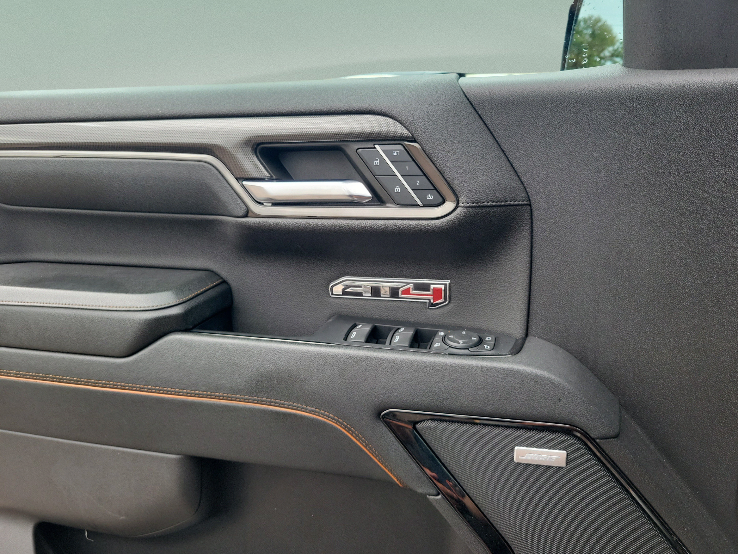 Used 2023 GMC Sierra 1500 AT4 w/ AT4 Premium Package AWD/4WD image 21