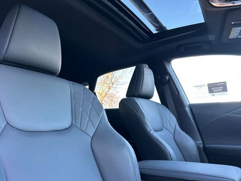 Used 2025 Lexus RX 350h image 18