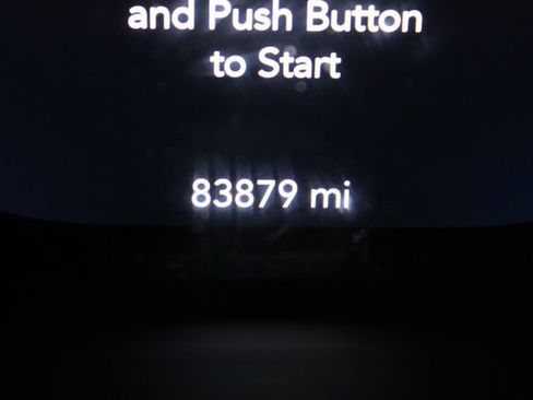 Used 2018 Jeep Wrangler Unlimited Sahara w/ LED Lighting Group AWD/4WD image 4