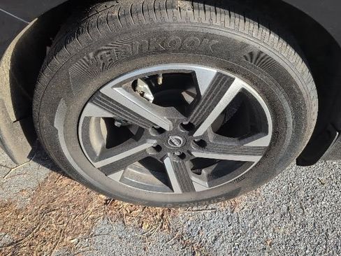 Used 2024 Nissan Sentra SV w/ All-Weather Package image 5