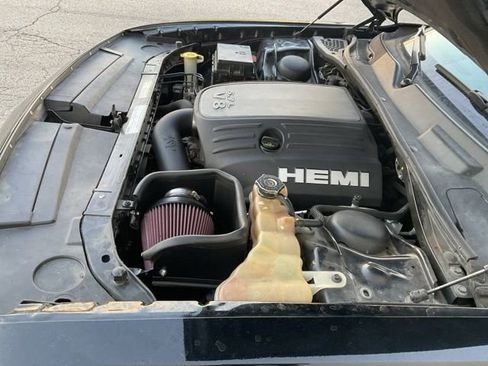 Used 2011 Dodge Challenger R/T image 5