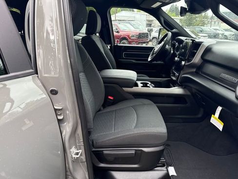 New 2026 RAM 3500 Big Horn AWD/4WD image 9