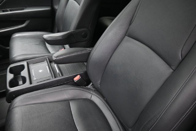 Certified 2025 Honda Odyssey EX-L image 18
