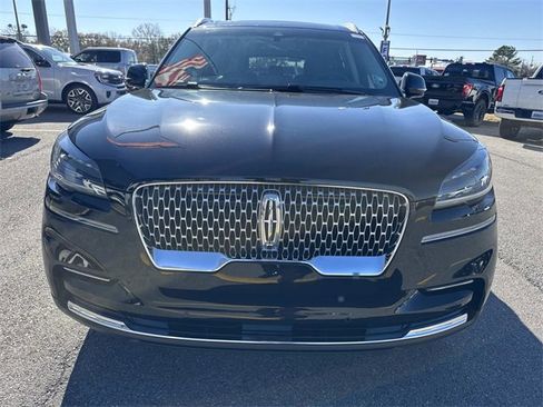 Certified 2023 Lincoln Aviator Reserve w/ Elements Package Plus image 2