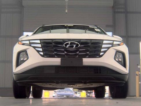 Used 2024 Hyundai Tucson SEL w/ Convenience Package AWD/4WD image 11