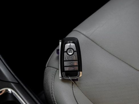 Used 2017 Ford Fusion Titanium image 72