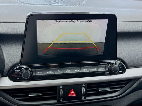Used 2019 Kia Forte LXS FWD image 10
