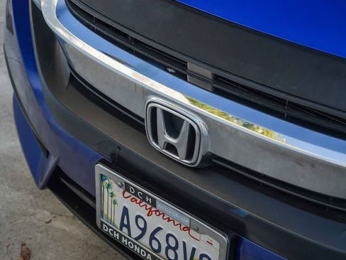 Used 2017 Honda Civic LX image 9