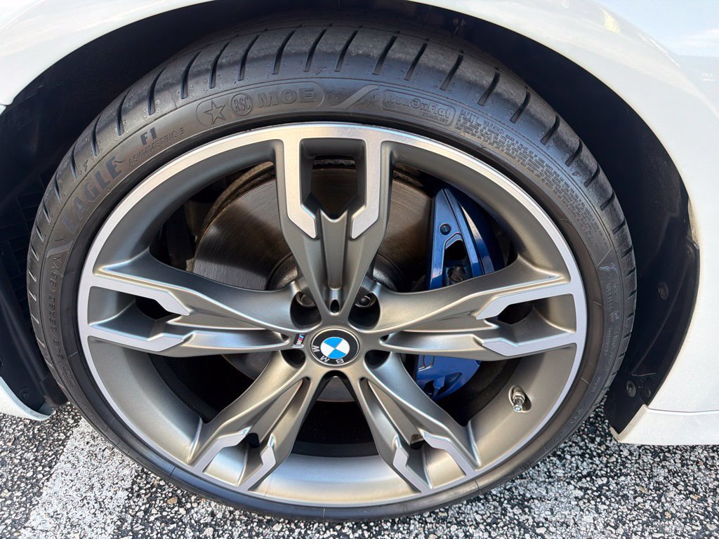 Used 2020 BMW M550i xDrive w/ Premium Package AWD/4WD image 18