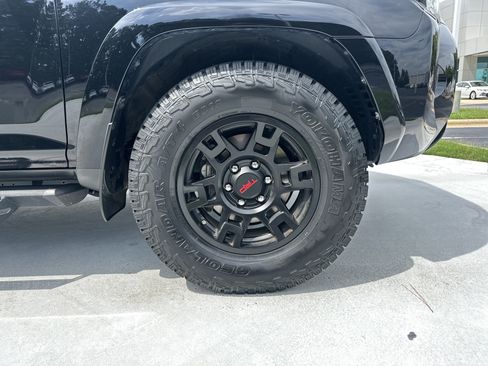 Used 2023 Toyota 4Runner SR5 RWD image 13