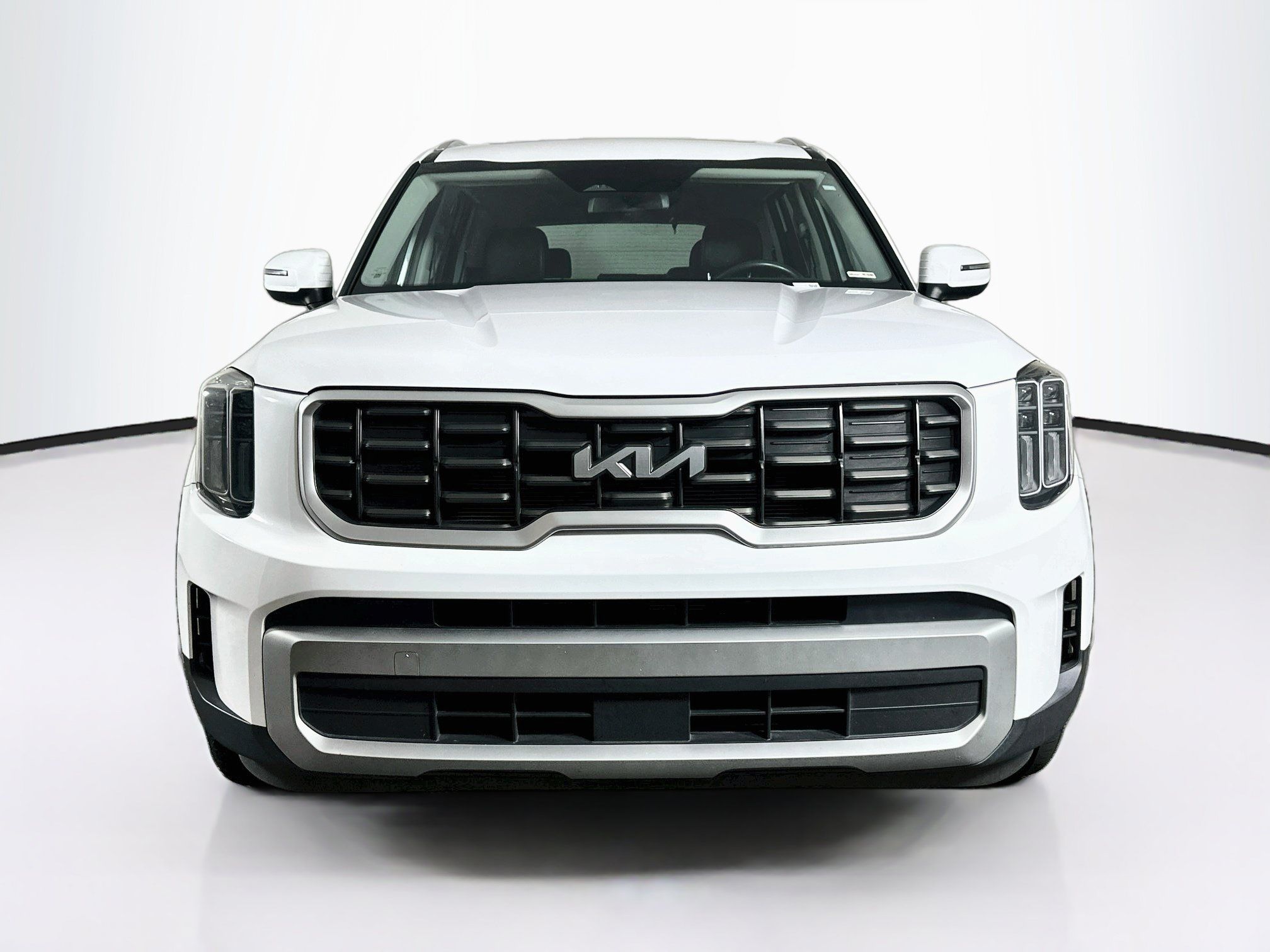 Used 2023 Kia Telluride S w/ S Sunroof Package FWD image 2