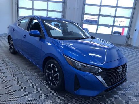 Used 2025 Nissan Sentra SV FWD image 35
