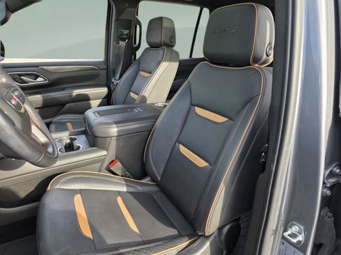 Used 2022 GMC Yukon AT4 w/ Max Trailering Package image 11