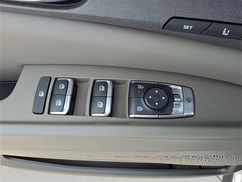 New 2026 Kia Carnival EX image 19