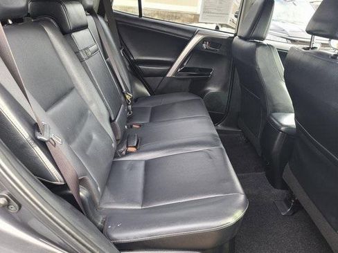 Used 2018 Toyota RAV4 Limited image 16