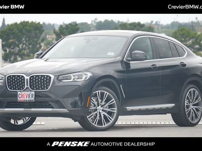 New 2025 BMW X4 xDrive30i w/ Premium Package