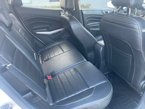 Used 2020 Ford EcoSport Titanium FWD image 9
