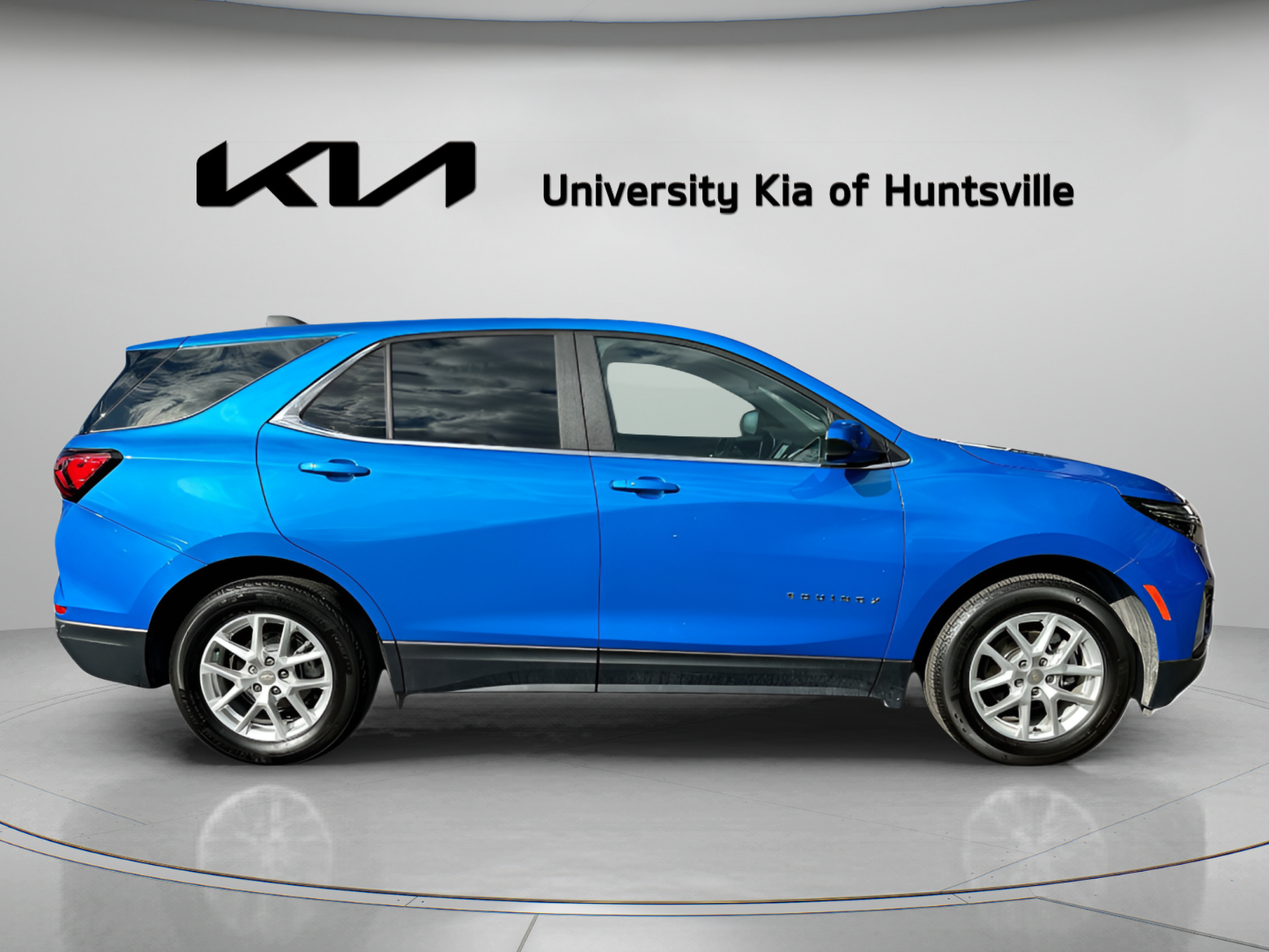 Used 2024 Chevrolet Equinox LT FWD image 9