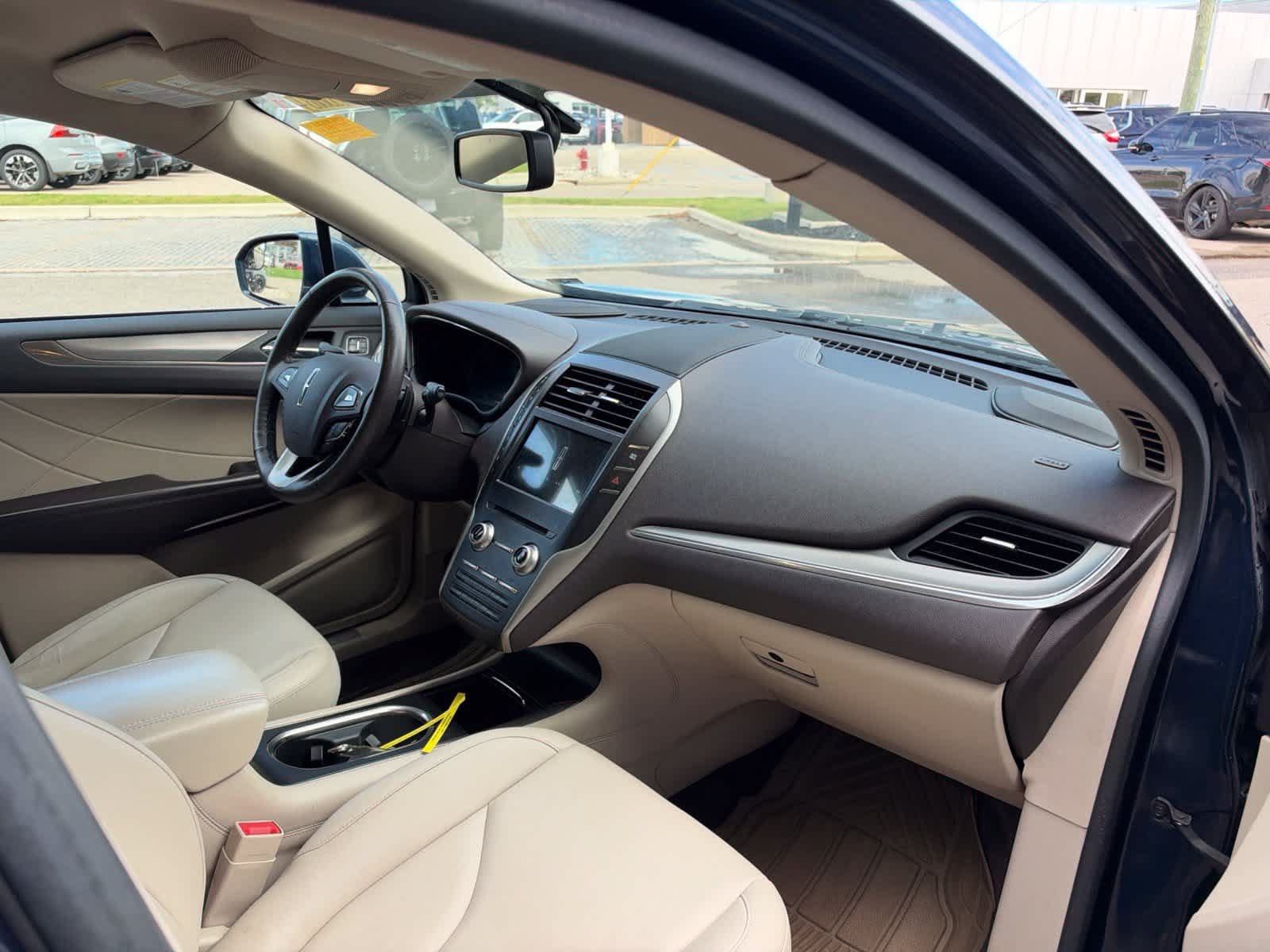 Used 2017 Lincoln MKC Premiere AWD/4WD image 13