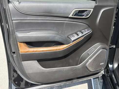 Used 2019 GMC Yukon Denali w/ Denali Ultimate Package AWD/4WD image 16